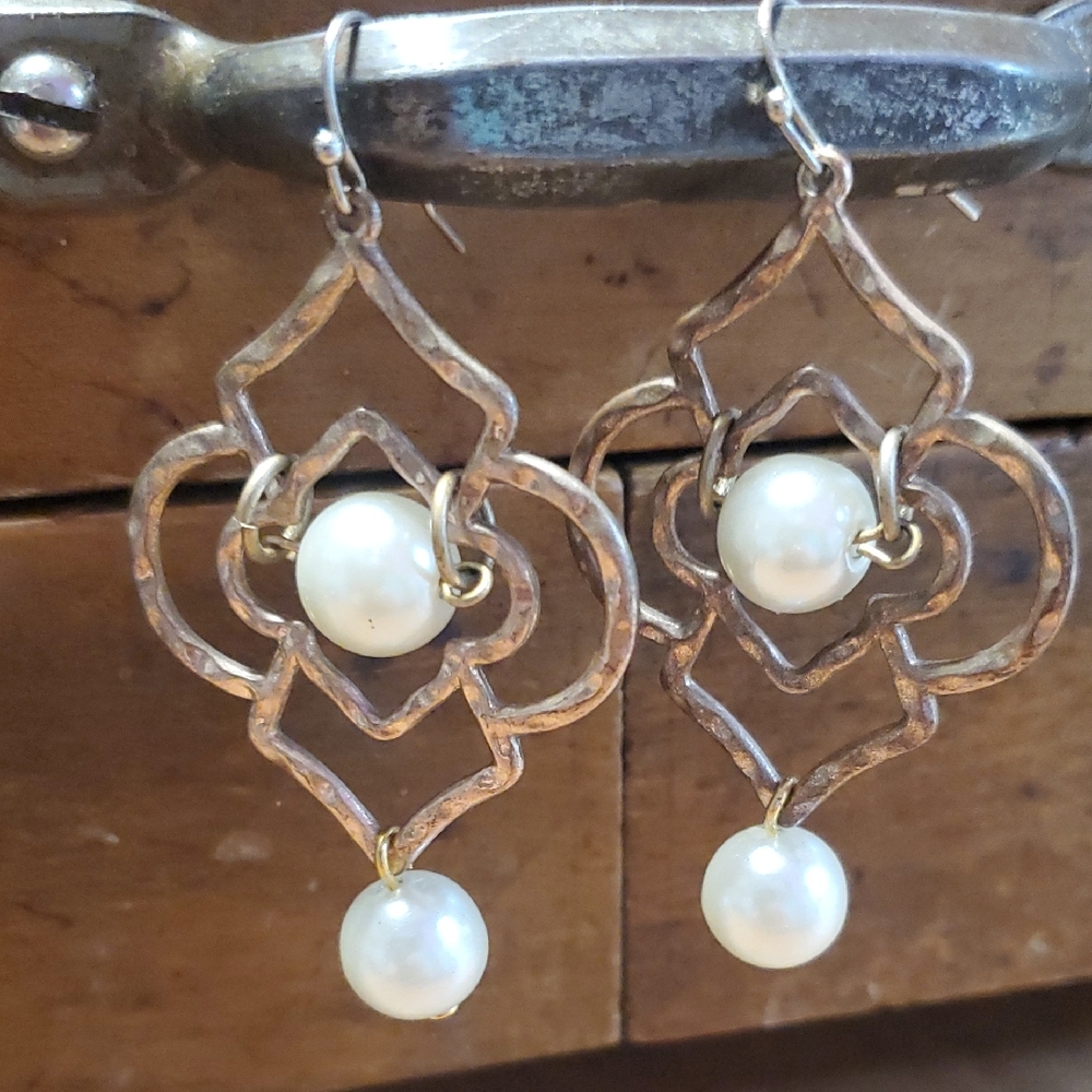 Fashion Earrings With Faux Pearls.